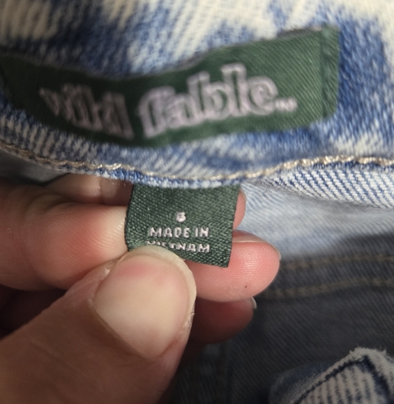 Wild Fable highest rise mom jeans distressed Ombre Jeans Sz 6 - Picture 3 of 12